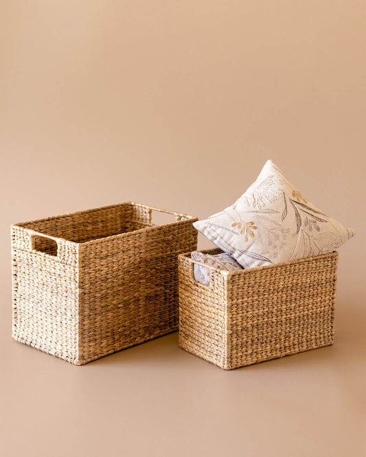 Rectangular wicker storage basket by Kolus India on Alanqrit