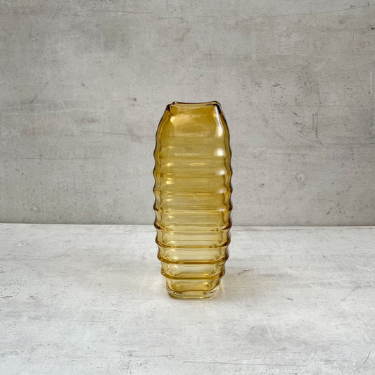 Shop Home Artisan Caylee Amber Glass Vase (Small) on Alanqrit